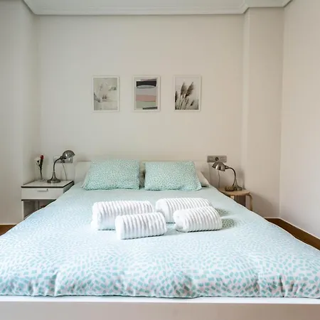 Apartamento En Primera Linea De Playa Riazor A Coruna Exterior photo